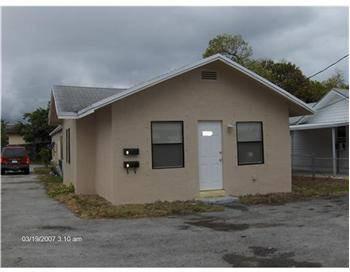 $169,000
Great Duplex Located in Hollywood