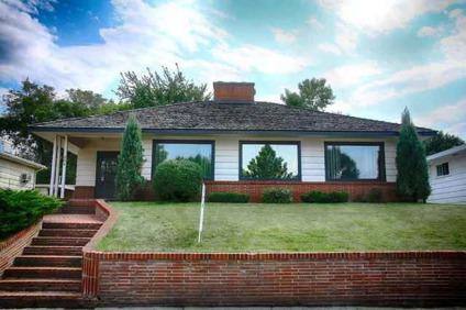 $259,900
Minot 3BR, This bright and cheerful home screams 50 s mod.