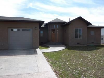 $299,000
New Deer Creek - Cedaredge Home