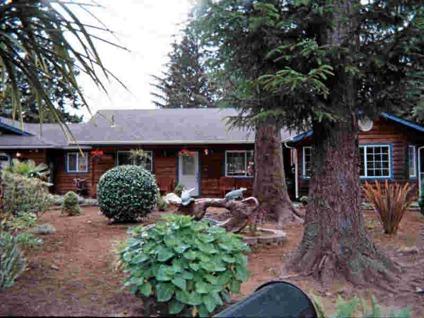 $320,000
Nice Country Setting Close to Town