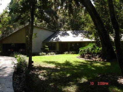 $325,000
Nice Large 3/2/2 Country Home on Gorgeous 2.5 Acres