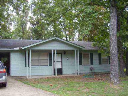 $38,000
Looking for a getta way/vacation home or investment property? Consider this 2