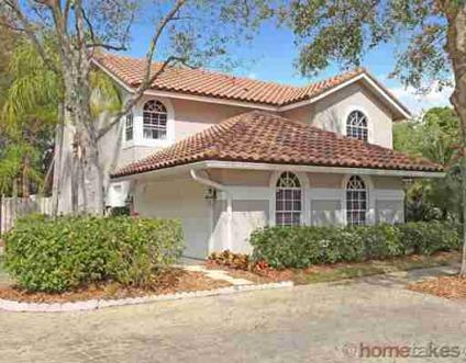 $450,000
Palm Beach Gardens Four BR 3.5 BA, Beautiful CUSTOM home with a