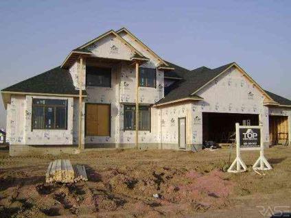$669,900
New build by Doug Top Construction in Cherry Lake Reserve.