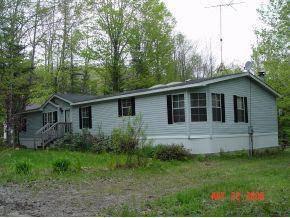 $69,900
Rumney 3BR 2BA, This double-wide would be a great vacation