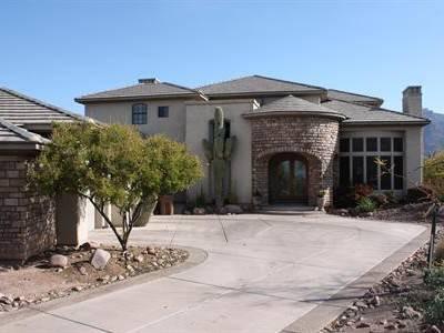 $895,000
Superstition Mountain