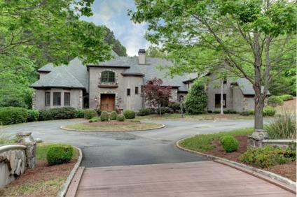 $985,000
Master on Main & Screened Porch in Gated Johns Creek Community
