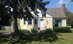 Fantastic Como 1.5 Level home with bay window kitchen, picture window in living room with fireplace. Recently up-to-date!!Kris Lindahl has this 3 bedrooms / 1 bathroom property available at 1645 Grotto St N in Saint Paul, MN for $130000.00. Please call