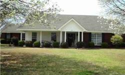This is the best deal in this neighborhood! Sarah Little has this 3 beds / 2 baths property available at 53 Spencer Way in Deatsville, AL for $145000.00. Please call (334) 294-2666 to arrange a viewing.Sarah Little has this 3 bedrooms / 2 bathroom