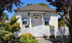 Vintage 1890 beach bungalow with great potential in this highly sought after Depot Hill Community. A lifetime of family memories to be made & a legacy to pass on for generations. A recreational paradise, with the water's edge always waiting for you. Never