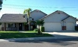 5 bedrooms, 3 full baths, tri-level home in Val Vista Lakes. Features include an over size cul-de-sac lot, new carpet, vaulted ceilings, all new kitchen appliances, granite countertops, dual walk-in pantries, separate living, family & dining rooms, tile