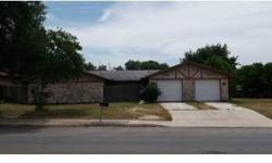 Ed Zamora | NetWorth Realty of San Antonio | (click to respond) | (210) 378-5306 7226 Montgomery, San Antonio, TX Great Investment Duplex!! Good Cash Flow Opportunity!! Needs work 5BR/3BA Multi-Family, 2 units offered at $27,000 Year Built 1973 Sq Footage