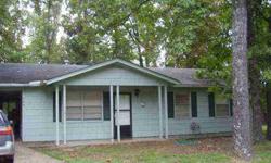 Looking for a getta way/vacation home or investment property? Consider this 2 bedroom 1 bath cottage near Lake Sequoyah. Has carport, storage room, flat lot. Contact Rhonda @ 870-847-6222 or Lisa @ 870-710-1014 # 3905
Listing originally posted at http