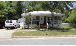 Short Sale. This charming 2 bedroom, 2 bath Eustis bungalow features a bright floor plan and is situated in a great neighborhood within walking distance of quaint downtown Eustis. An ideal location adds to this home's appeal with close proximity to