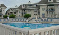 FULL YEAR - 52 WEEKS OF TIMESHARE RESORT LIVING IN THE HEART OF NEWPORT, RI. WATERFRONT CONDO WITH DIRECT WATER VIEWS OF HARBOR. WONDERFULS DOWNTOWN LOCATION FOR WALKING TO RESTAURANTS, SHOPS, MANSIONS AND HARBOR ACTIVITIES. CALL FOR DETAILS AND FURTHER