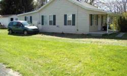 This 2 Bedroom, 1 Bath home has been remodeled and situated on Rt 50 in Burlington, WV. Would make a great home business or starter home. Garage to the rear and access to a stream.
Listing originally posted at http