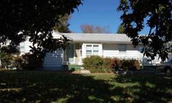 three beds, 2 bathrooms with 2 car detached garage priced to sell in the $80's! Also has partial basement/storm shelter. Great find in the Griffith area. (Square footage and info per PVA and seller and is not warranted).Listing originally posted at http